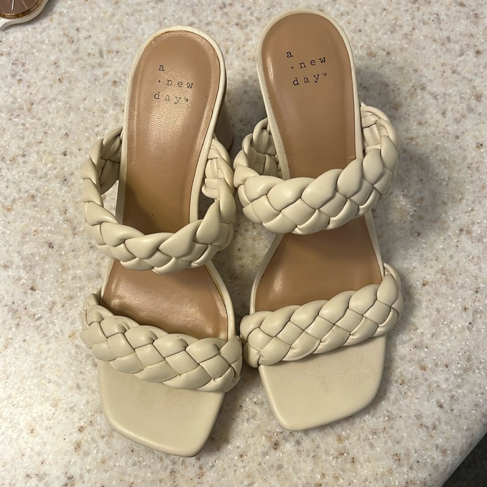 Braided heels